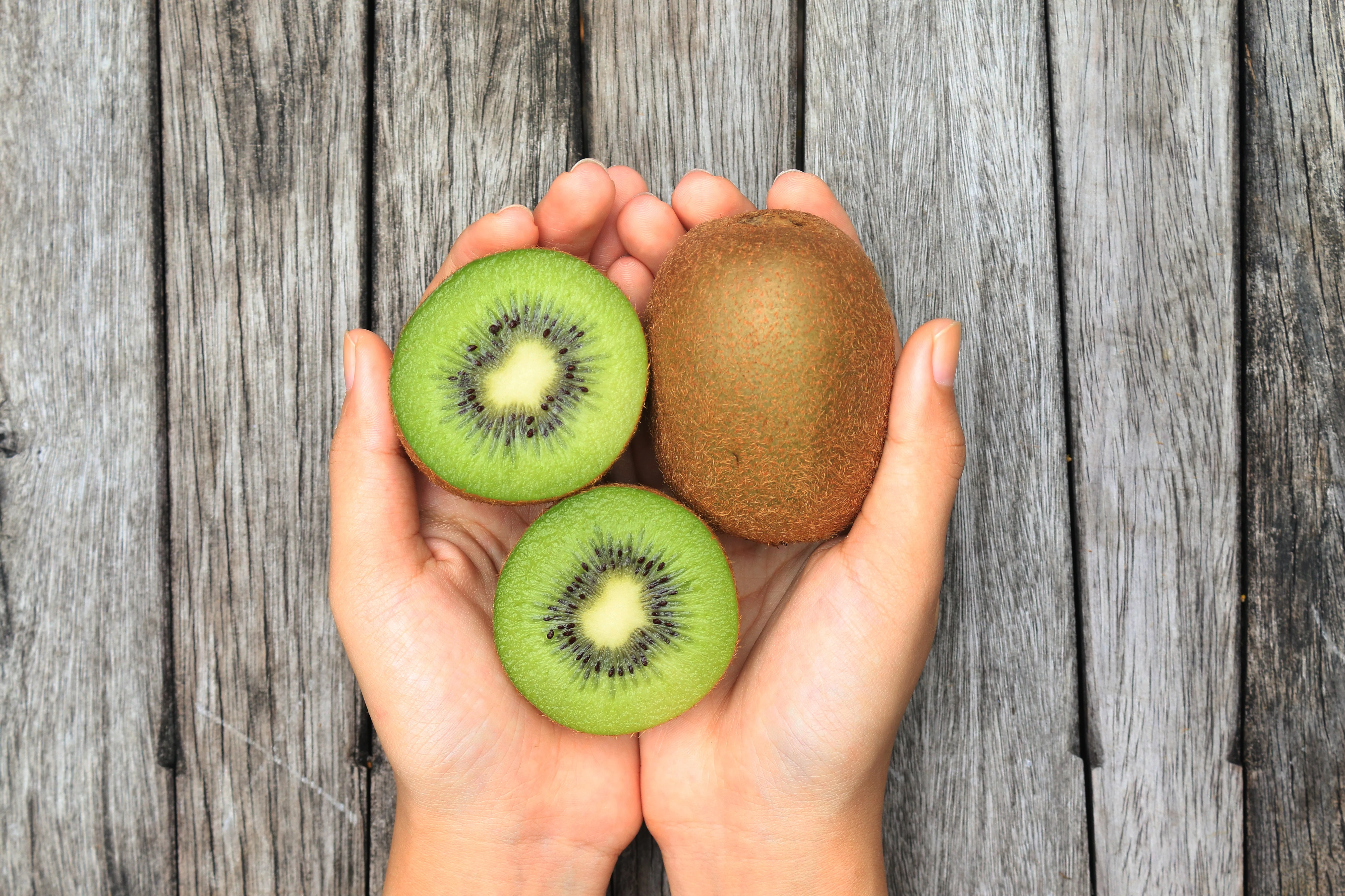 100 KIWI FRUIT Kiwi Actinidia Vine Seeds (Kiwifruit / Hardy Kiwi / Tara Vine / Yang Tao / Chinese Gooseberry / Chinese Strawberry) - Image 8