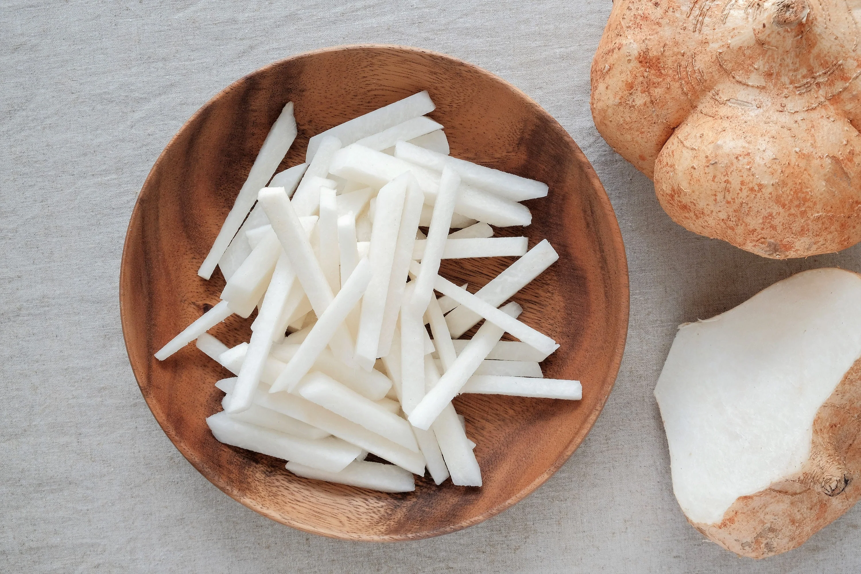 20 JICAMA Mexican Yam Bean Potato Bean Pachyrhizus Erosus Vining Legume Root Vegetable Blue Flower Seeds - Image 3