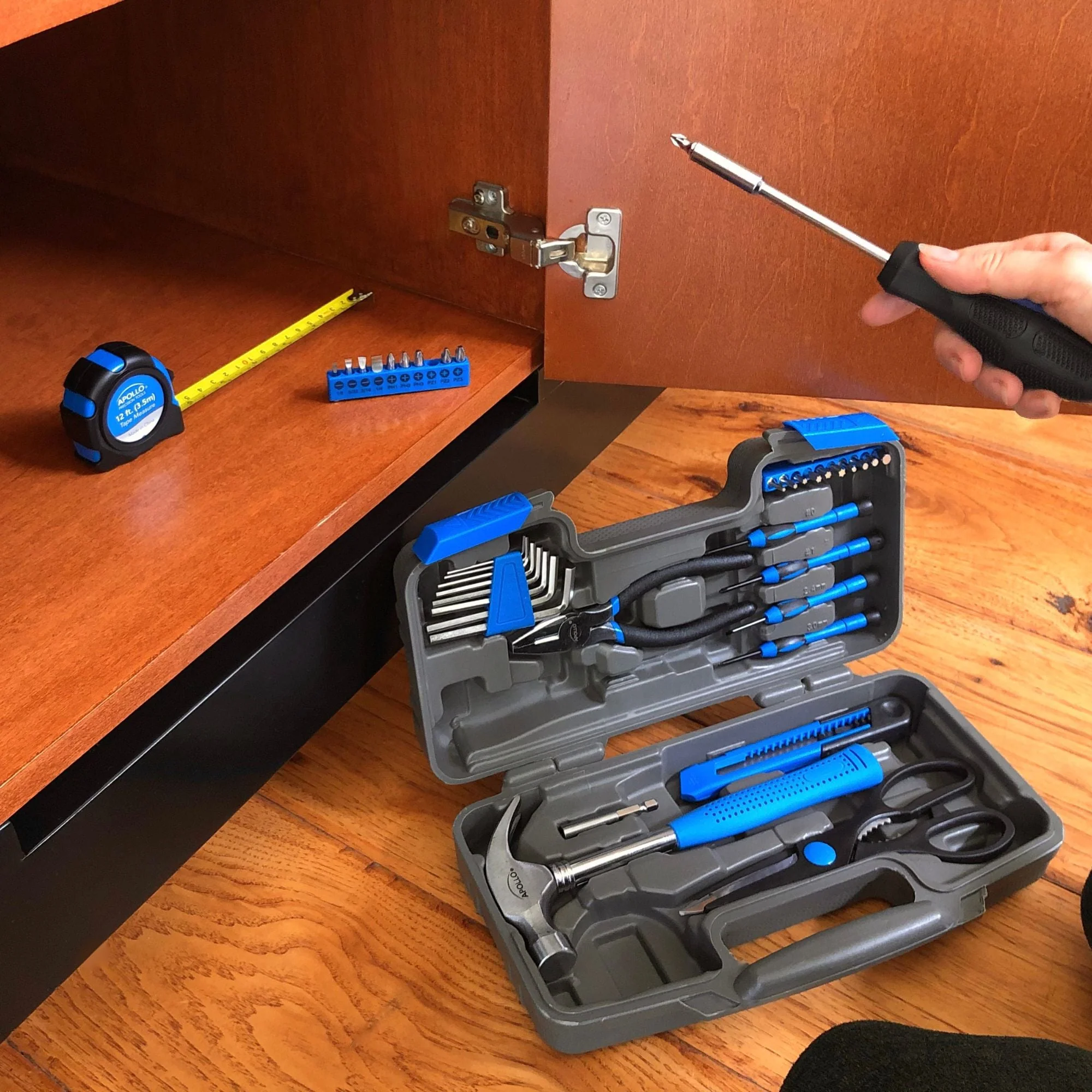 39 Piece General Tool Kit - DT9706BL - Image 14