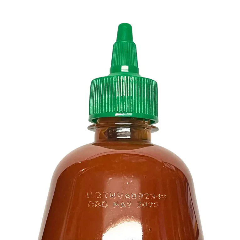 Huy Fong Sriracha Chili Sauce, 28 Ounce Bottle - Image 3