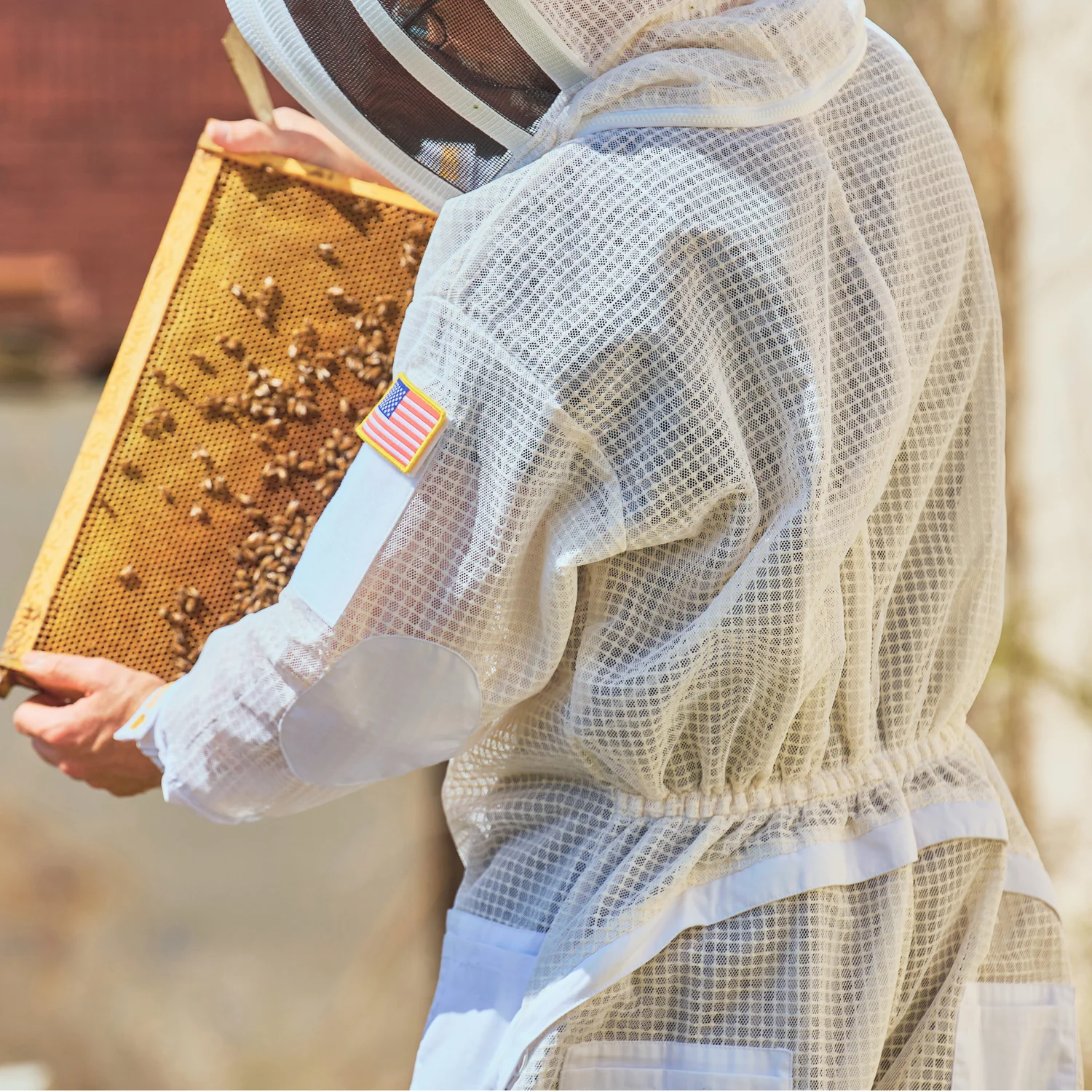 Professional Triple Layer Ventilated Full Beekeeping Suit - Image 18